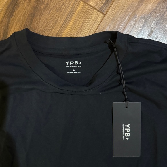 Abercrombie YBP Workout Top - Picture 2 of 2